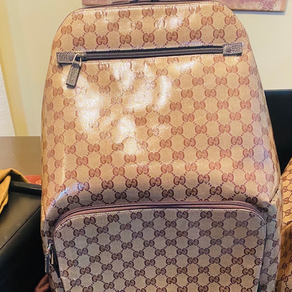 Gucci Men GG Supreme Leather Backpack - Picture 3 of 6